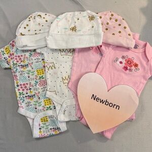 Gerber - LIKE NEW Floral, Crown & Elephant Design Short Sleeve Onesies Set-BONUS